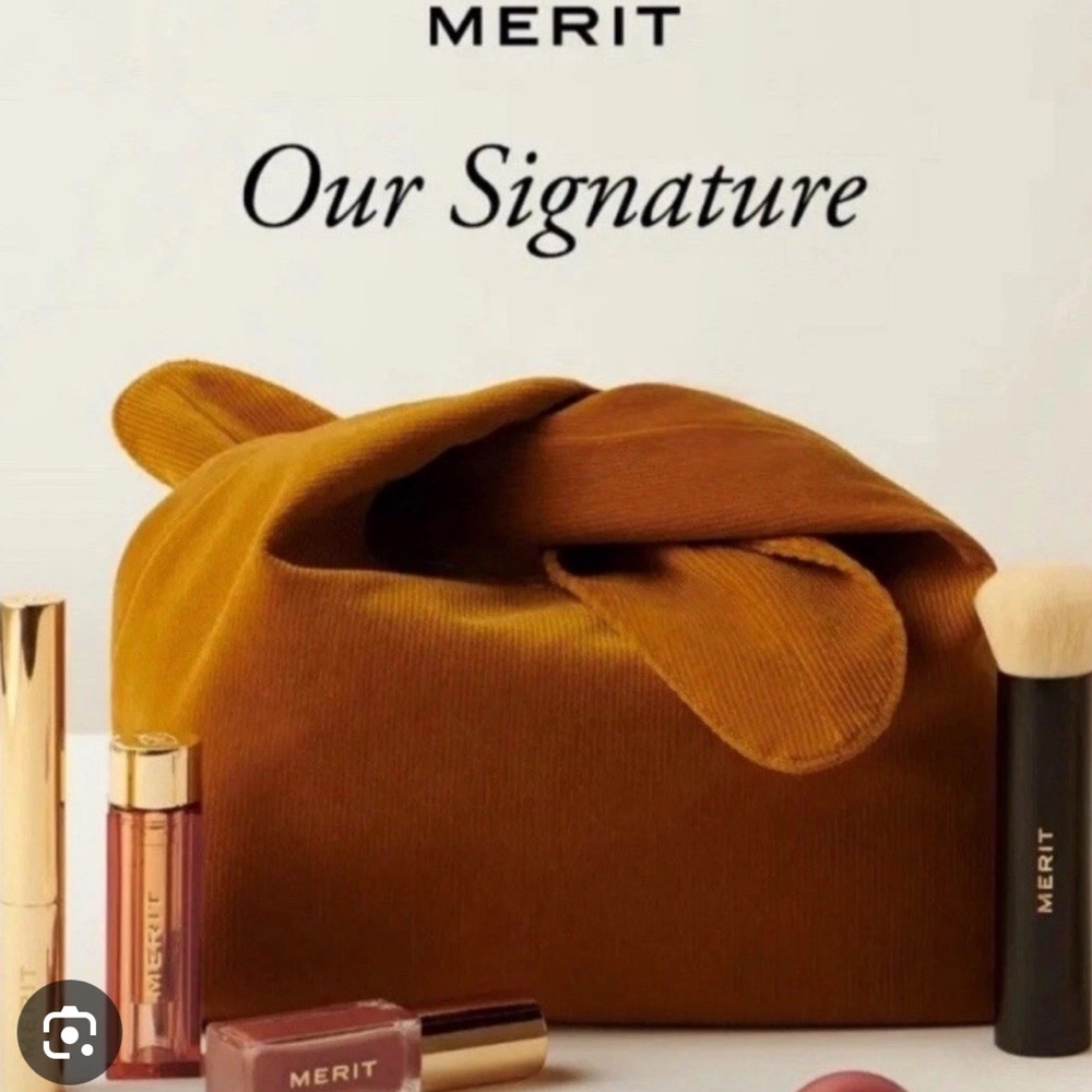 Merit Brown Cosmetic Bag